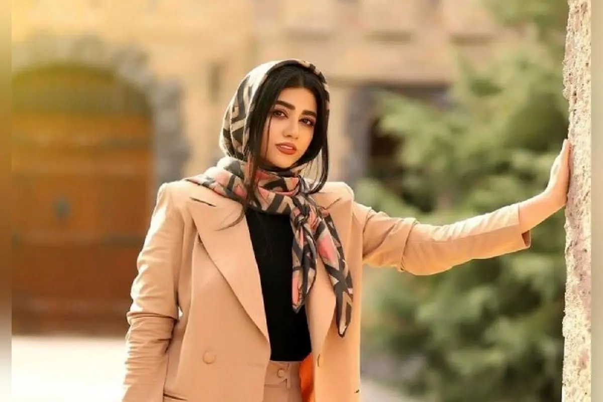 بیوگرافی کامل سرنا امینی، میلیاردر خودساخته اینستاگرام و ستاره طنز با عکسهای خصوصی و رازهای شهرت