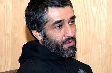 حضور چهره‌های معروف سینما و فوتبال در مراسم عزای مادر پژمان جمشیدی + تصاویر احساسی