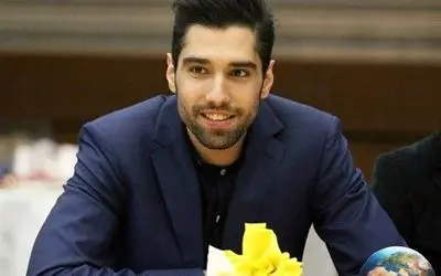 محمد موسوی والیبالست محبوب در کنار اجاق؛ استایل خاص و آشپزی جذاب در کنار ورزشکار محبوب ایران