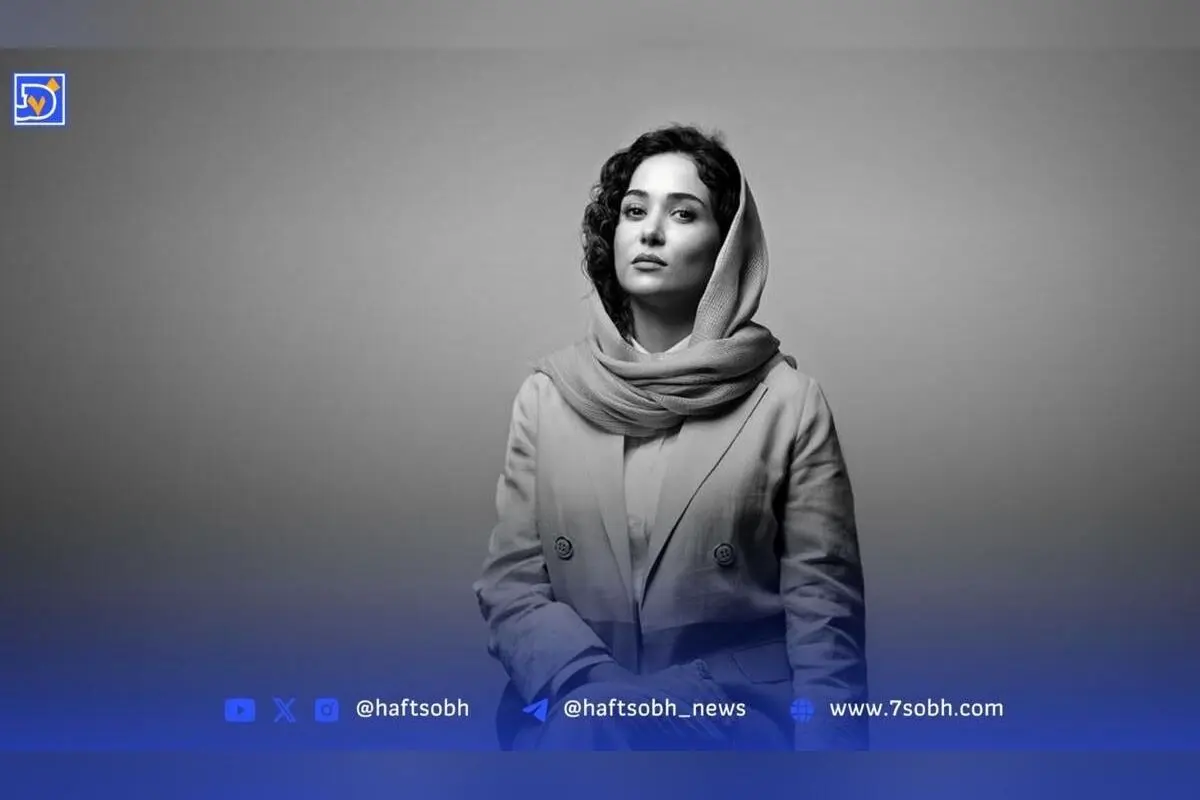 استایلی شیک و منحصربه‌فرد پریناز ایزدیار در مراسم منتقدان سینما | رازهای ستایشی کلاسیک و جزئیات بی‌نظیر
