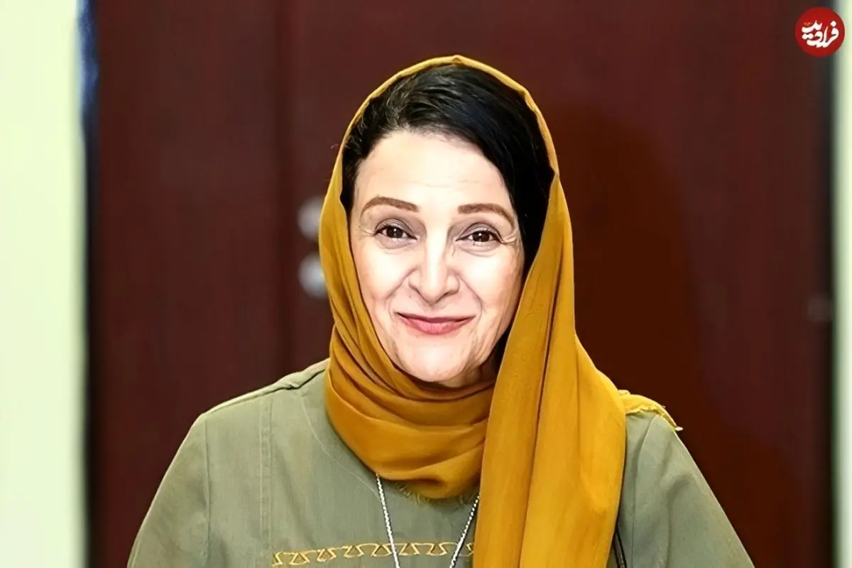 انتقاد گلاب آدینه از انتقال بازیگران تئاتر به سینما.