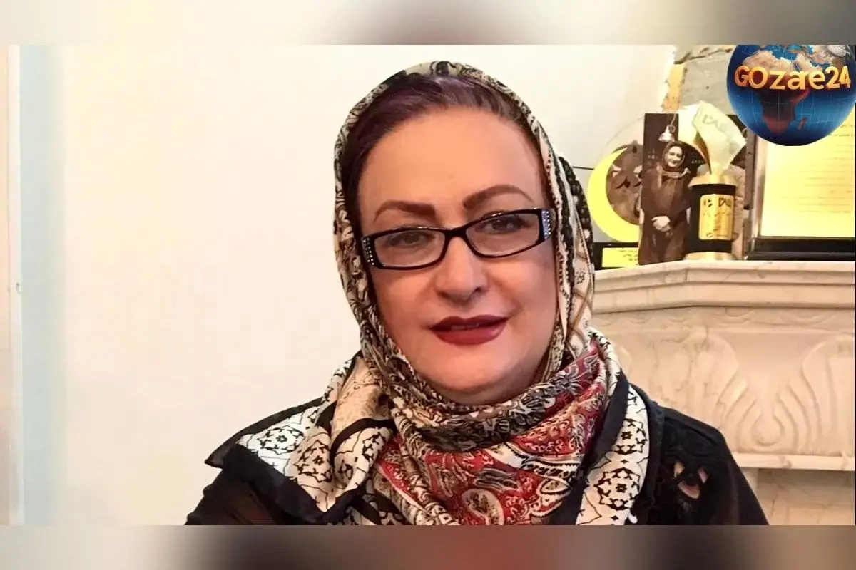 استایل شیک و متفاوت مریم امیرجلالی در مهمانی با رنگ سفید و روسری گل‌گلی + عکس