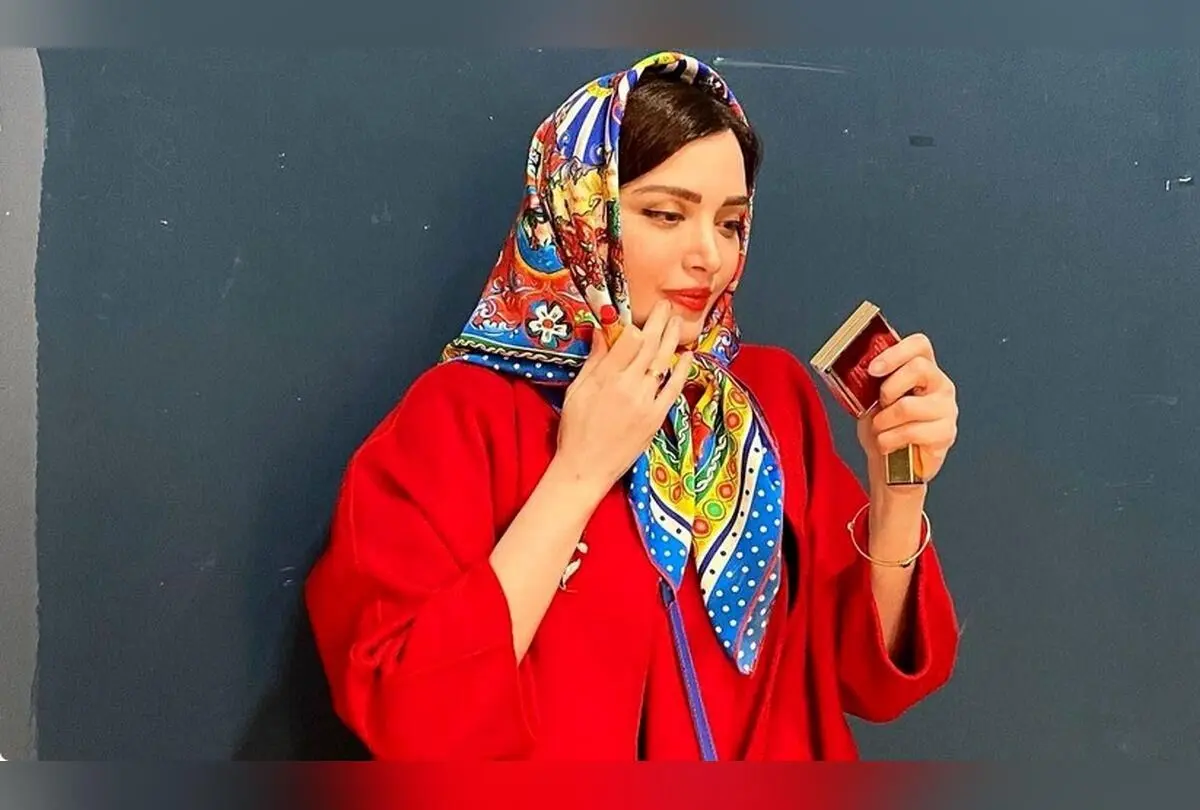 عکس روز: بادیگاردهای قدرتمند بهنوش طباطبایی در روز دفاعیه و اعلام فارغ‌التحصیلی دکترای روان‌شناسی