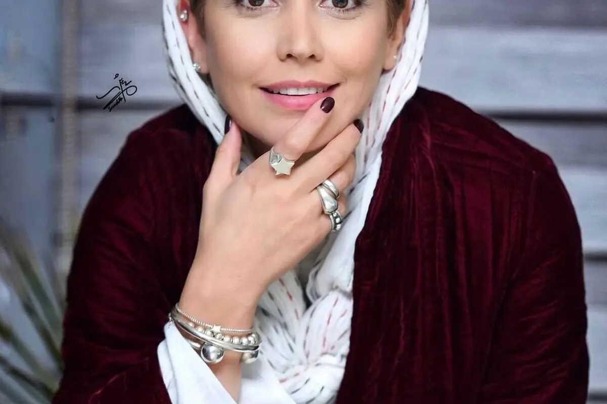 تصویر خنده‌دار و جالب شبنم قربانی در اینستاگرام؛ قیافه‌اش حسابی بامزه است!