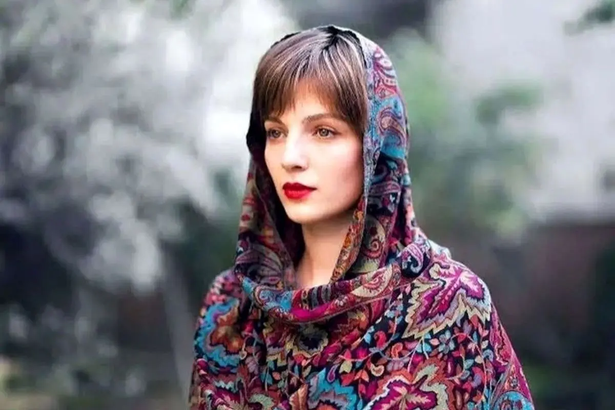 عکس پرتره جذاب مهسا حجازی در نقش شیرین؛ بازیگر ایرانی با استایل هالیوودی و واکنشهای متفاوت مخاطبان