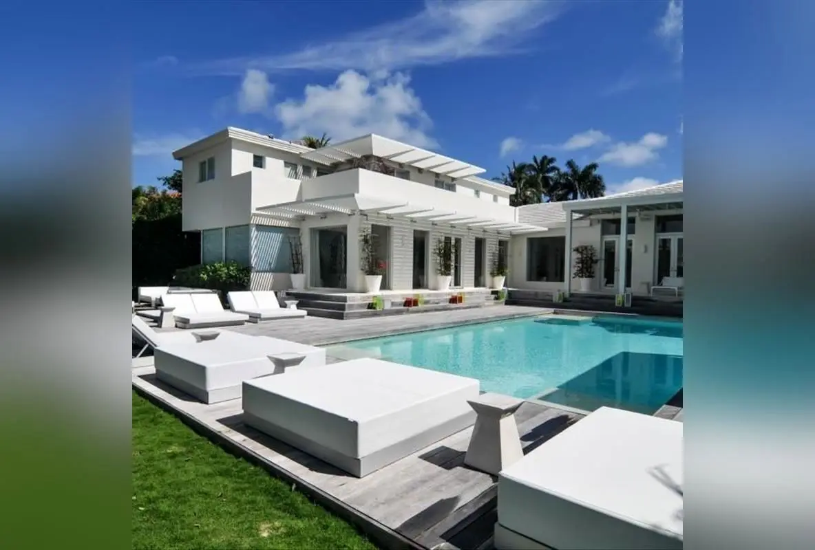 ویلای مجلل و رویایی شکیرا در میامی با طراحی مدرن و سبک ذن