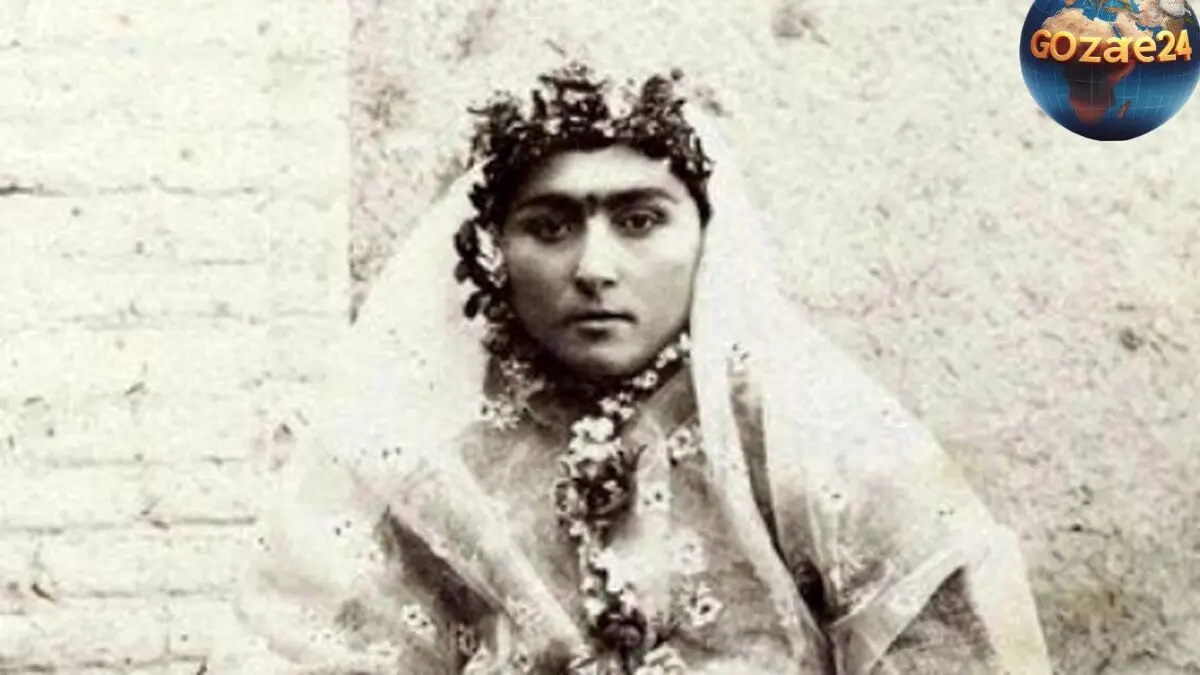 تصویر نوه ناصرالدین‌شاه با ژستی عاشقانه در کنار همسرش مستوفی‌الممالک؛ لحظه‌ای تاریخی و دیدنی