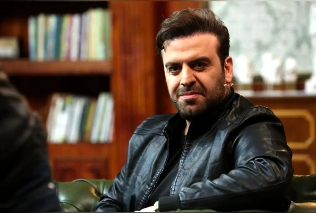 بهرنگ علوی با تغییر نام میدان آزادی به شهیاد، پیام تبریک عید را در نماد اصلی تهران منتشر کرد