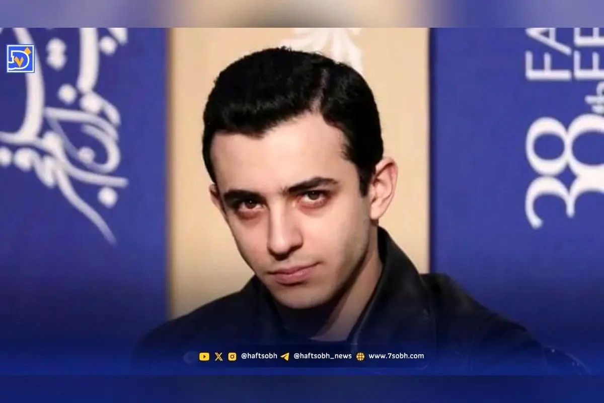 علی شادمان بازیگر یاغی با خانواده‌اش؛ رونمایی از مادر و خواهر زیبا در کنار عکس جدید