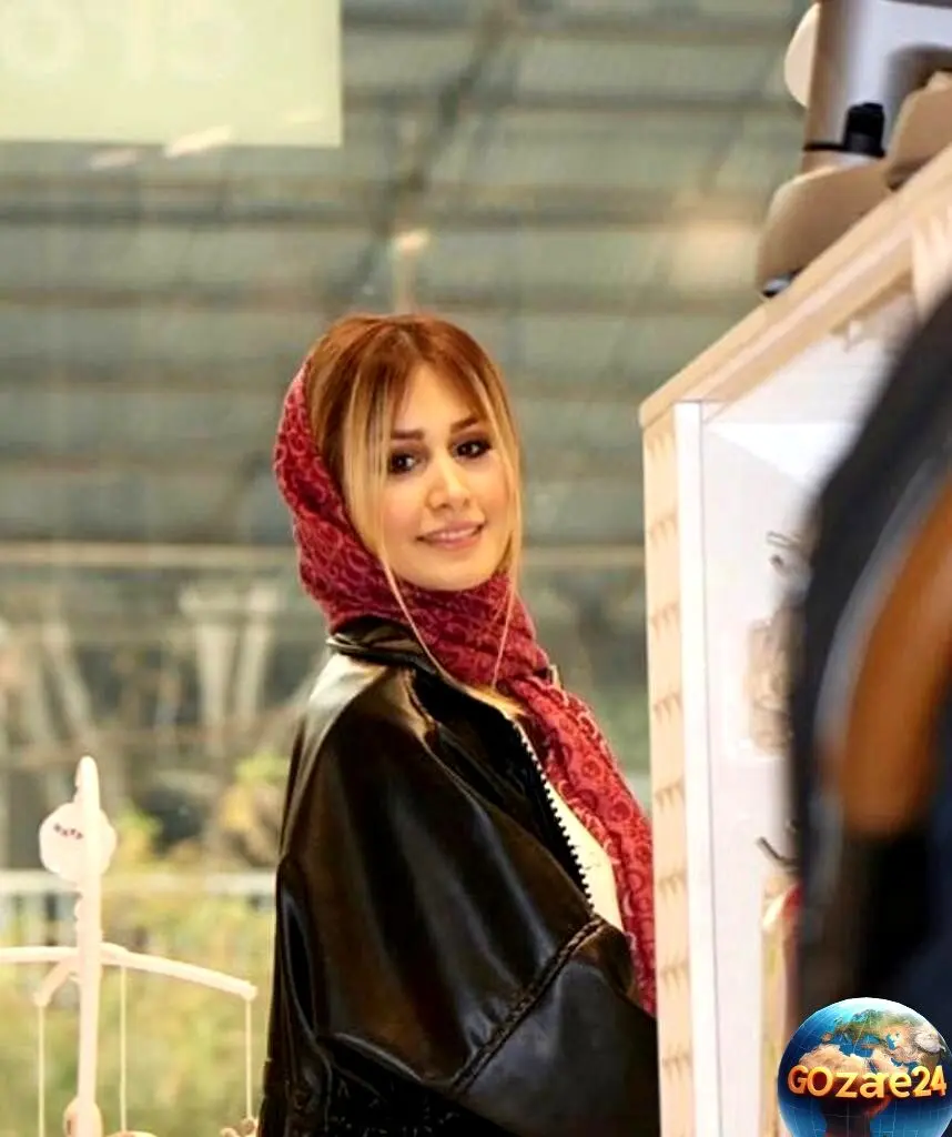 ژست یوگای سپیده بزمی‌پور همسر شاهرخ استخری در جدیدترین عکس منتشر شده
