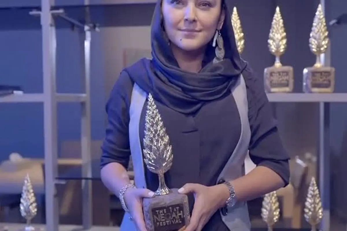هدی زین العابدین برنده سرو طلایی بهترین بازیگر نقش اول زن در نخستین جشن «نگاه» برای بازی در سریال «در انتهای شب»