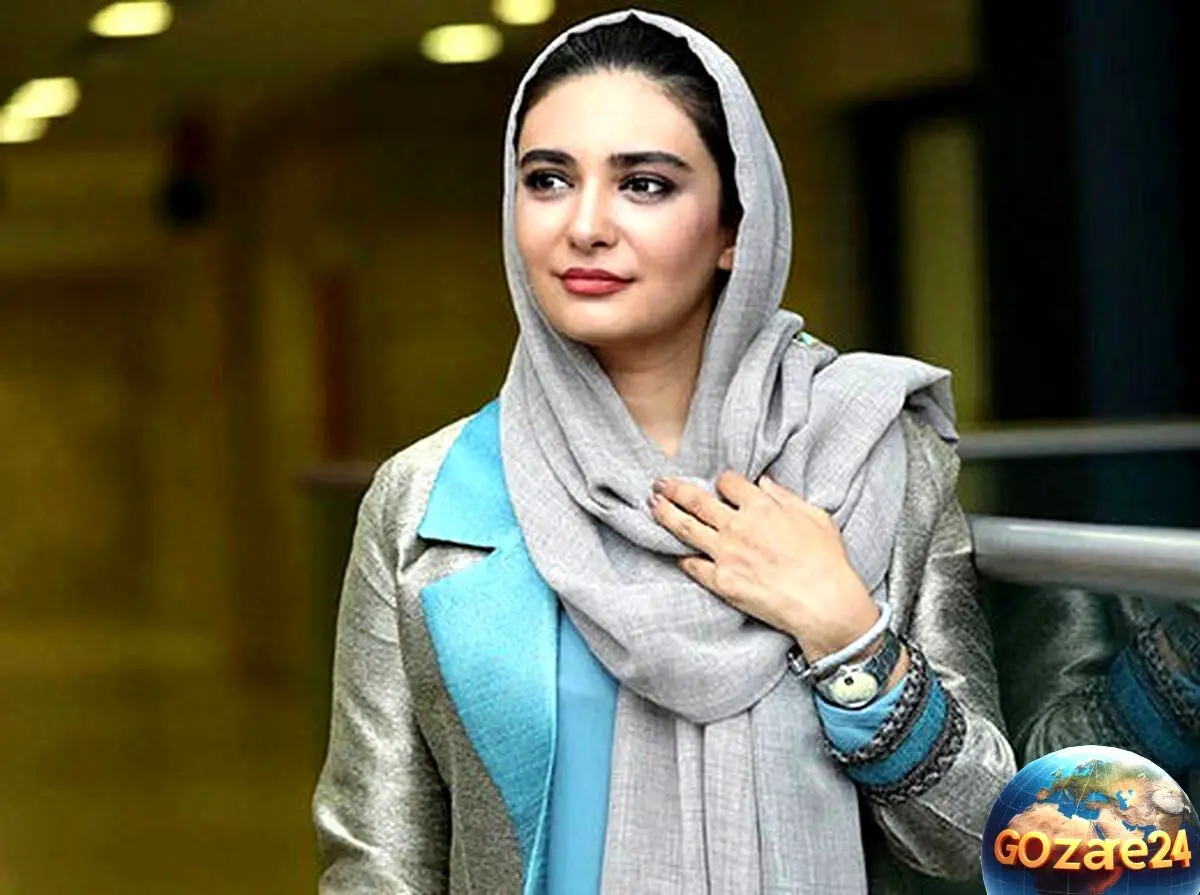 لیندا کیانی در استایل کلاسیک و ساده با روسری ابریشمی مجلسی؛ تصویری متفاوت و خاص