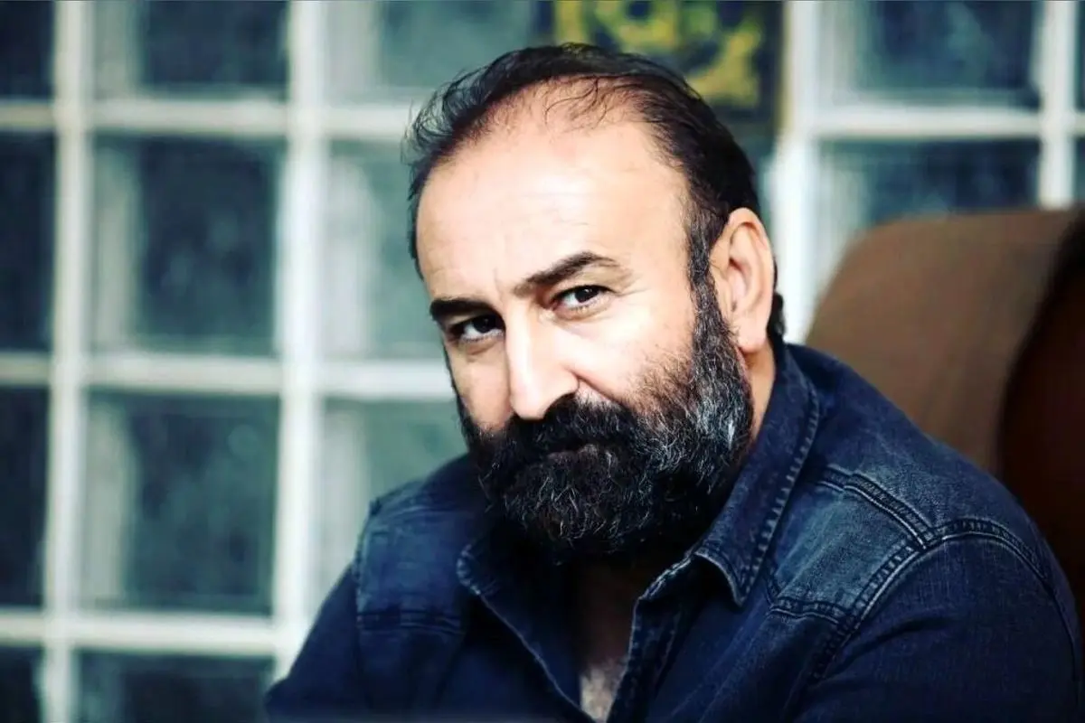 تصاویر دکوراسیون مدرن و شیک خانه مهران احمدی با سبک نئوکلاسیک و طراحی ساده و لوکس