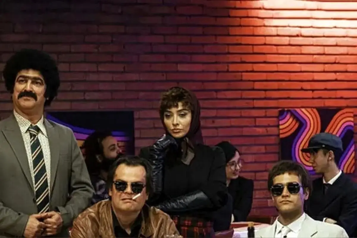 اکران مردمی فیلم «تهران ۵۷» در شمیران‌سنتر با حضور ستارگان سینما و دیدار با تماشاگران