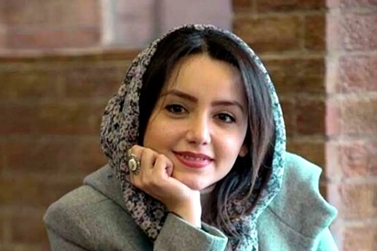 نازنین بیاتی در خیابان‌های تهران با استایل جنجالی و سیگار کشیدن + عکسهای جدید